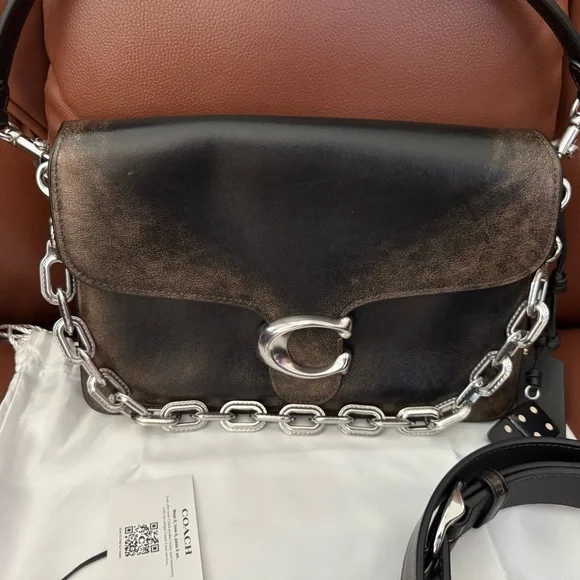 Coach Chain Tabby in Loved Leather Bag with Charms - Picture 5 of 12